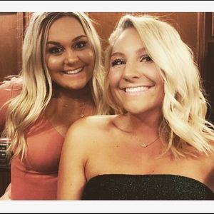 Meet your Posher, Lauren